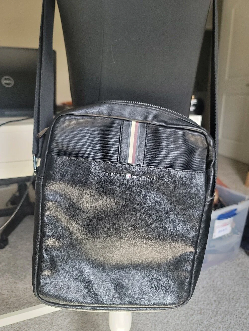 TOMMY HILFIGER Crossbody